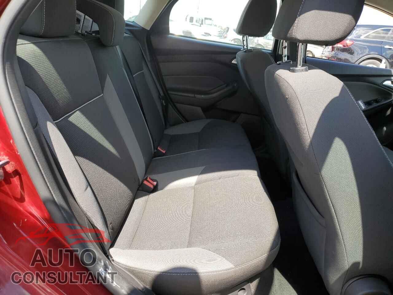 FORD FOCUS 2013 - 1FADP3K24DL283381
