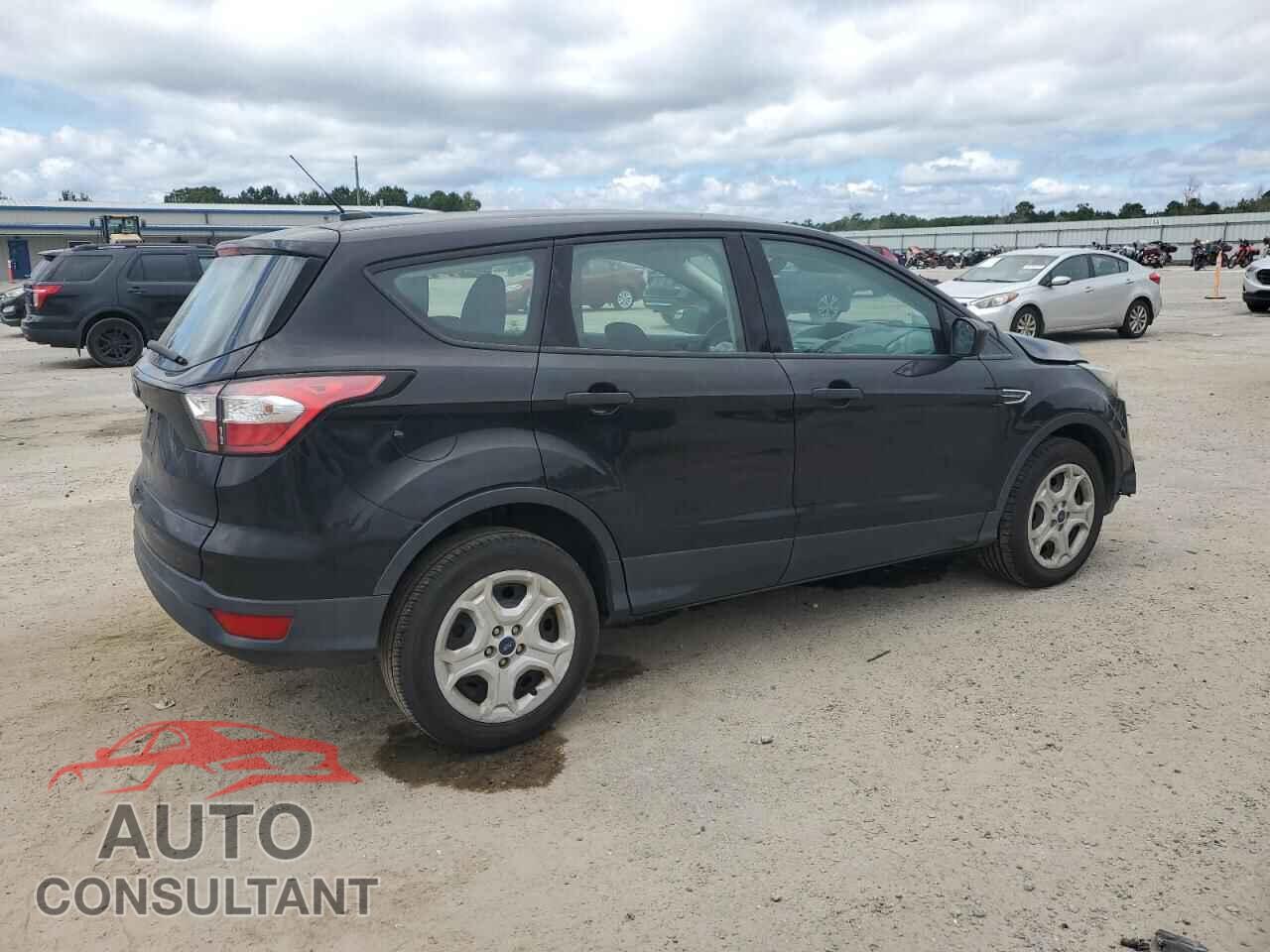 FORD ESCAPE 2018 - 1FMCU0F73JUA88635