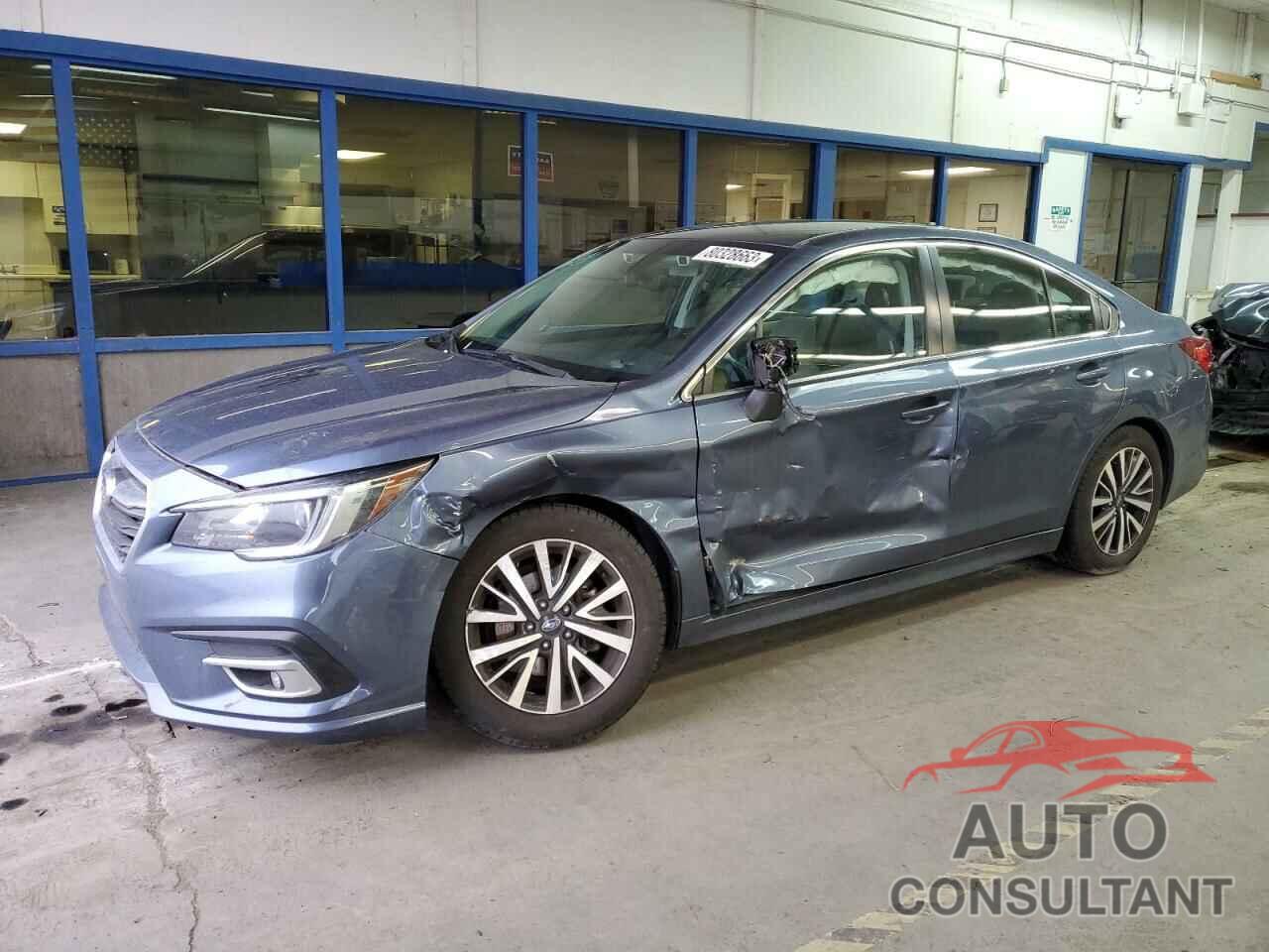 SUBARU LEGACY 2018 - 4S3BNAF68J3033209