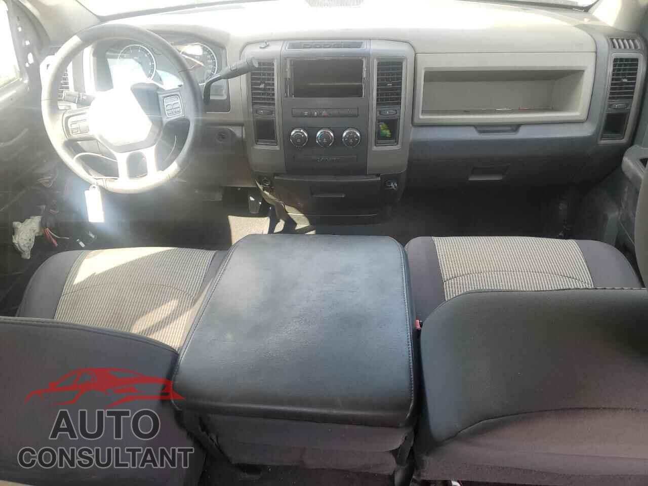 DODGE RAM 1500 2012 - 1C6RD6FP8CS182193