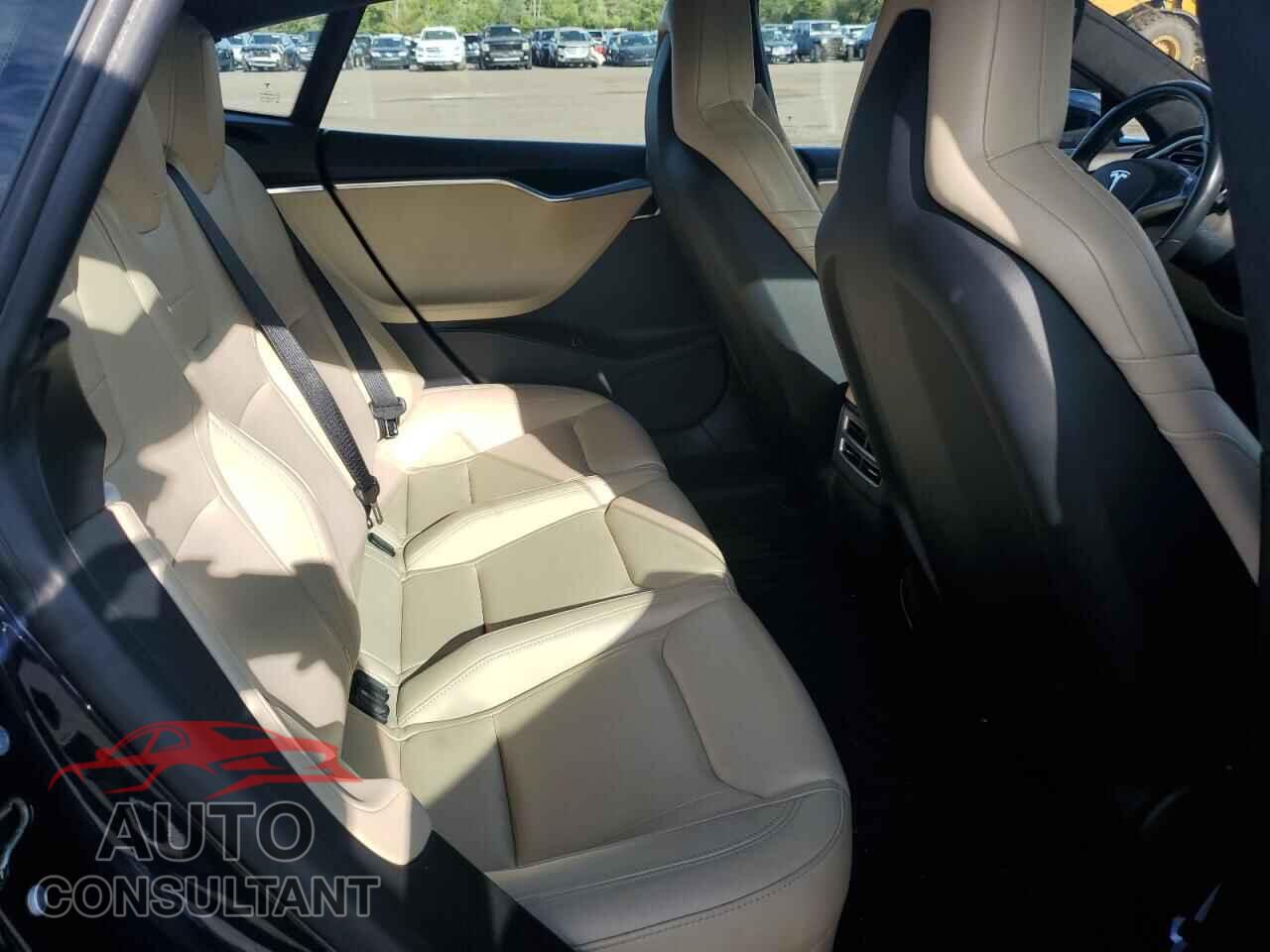 TESLA MODEL S 2014 - 5YJSA1H28EFP64382