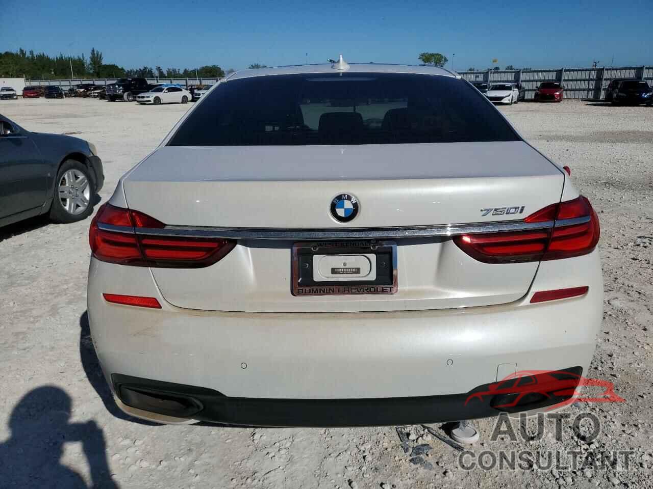 BMW 7 SERIES 2018 - WBA7F0C52JGM22622