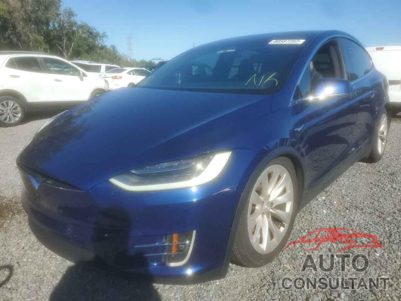 TESLA MODEL X 2018 - 5YJXCAE23JF104670