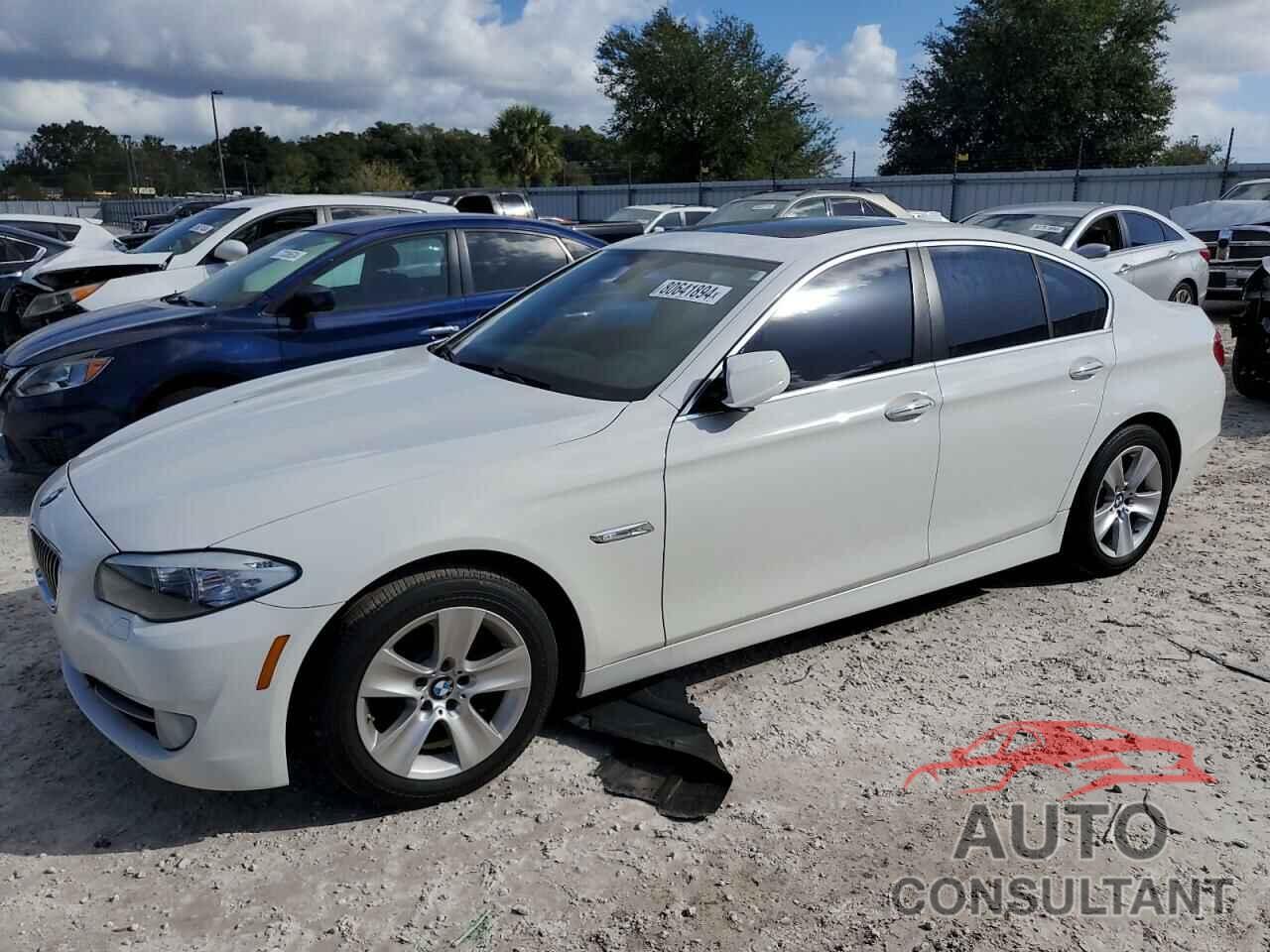 BMW 5 SERIES 2013 - WBAXG5C53DDY34628
