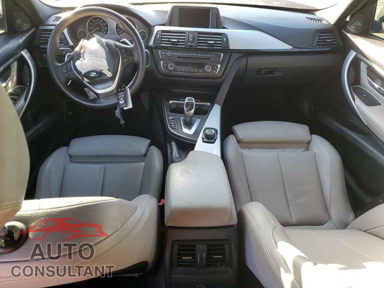 BMW 3 SERIES 2012 - WBA3A9C54CF270028