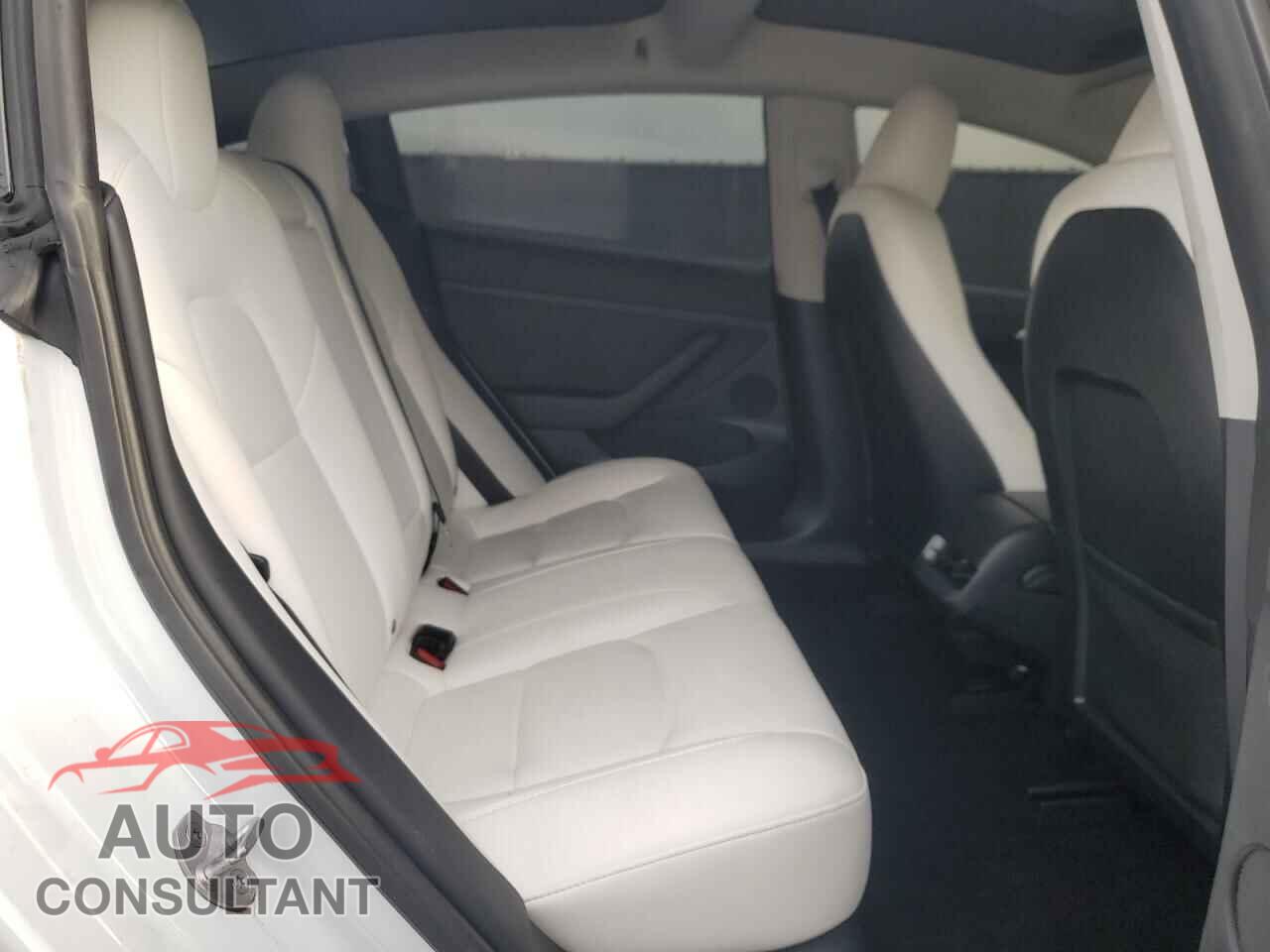 TESLA MODEL 3 2023 - 5YJ3E1EAXPF510082