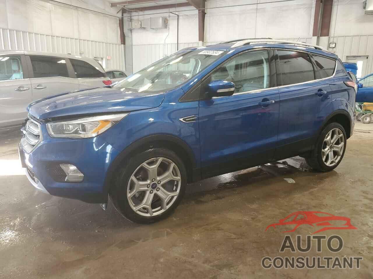 FORD ESCAPE 2017 - 1FMCU9J92HUD39930