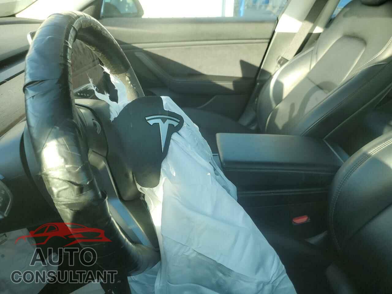 TESLA MODEL 3 2021 - 5YJ3E1EC0MF862679