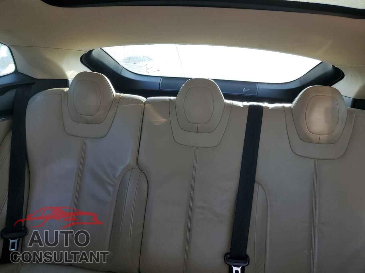 TESLA MODEL S 2014 - 5YJSA1H15EFP37700