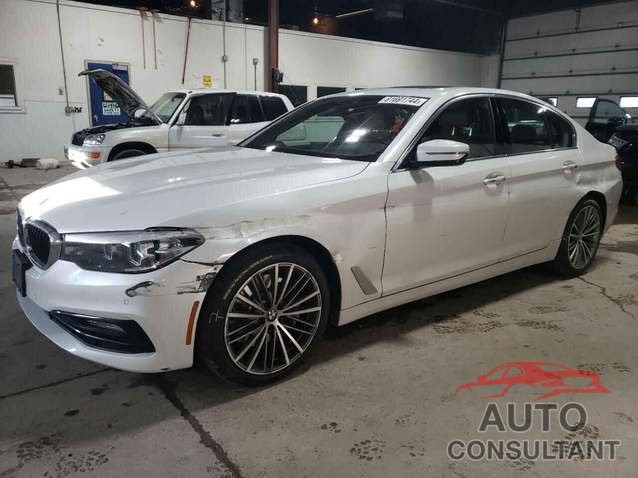 BMW 5 SERIES 2018 - WBAJA7C53JWA71421