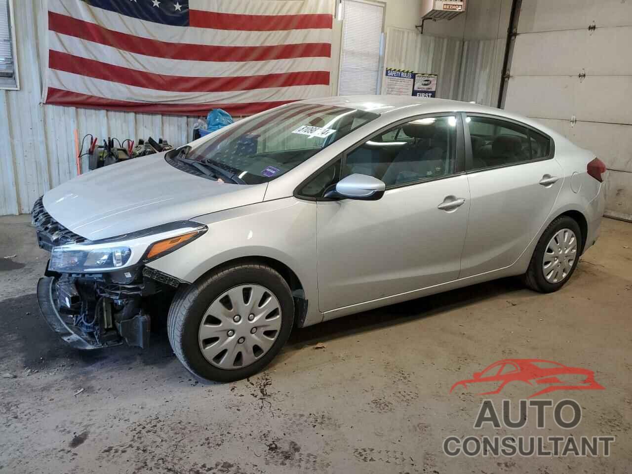 KIA FORTE 2018 - 3KPFK4A75JE283558