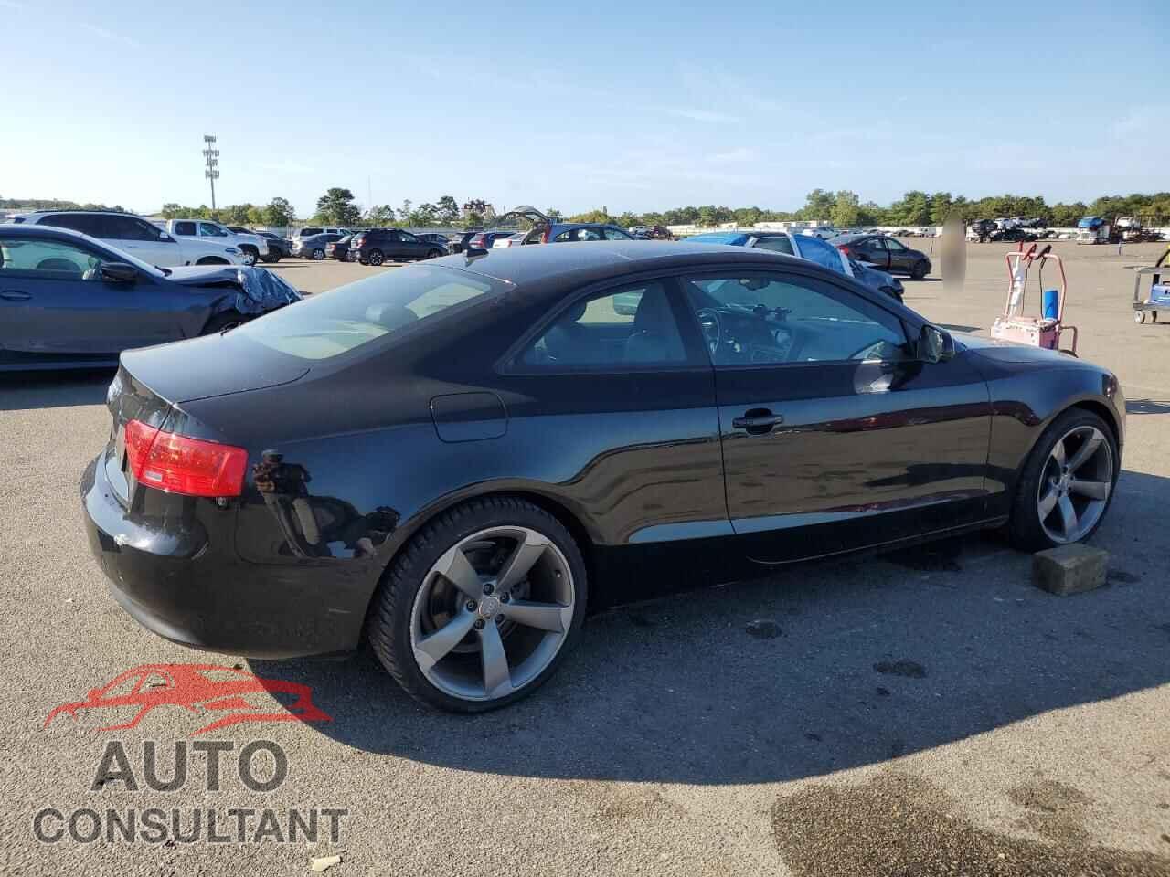 AUDI A5 2011 - WAURFAFR8BA061995