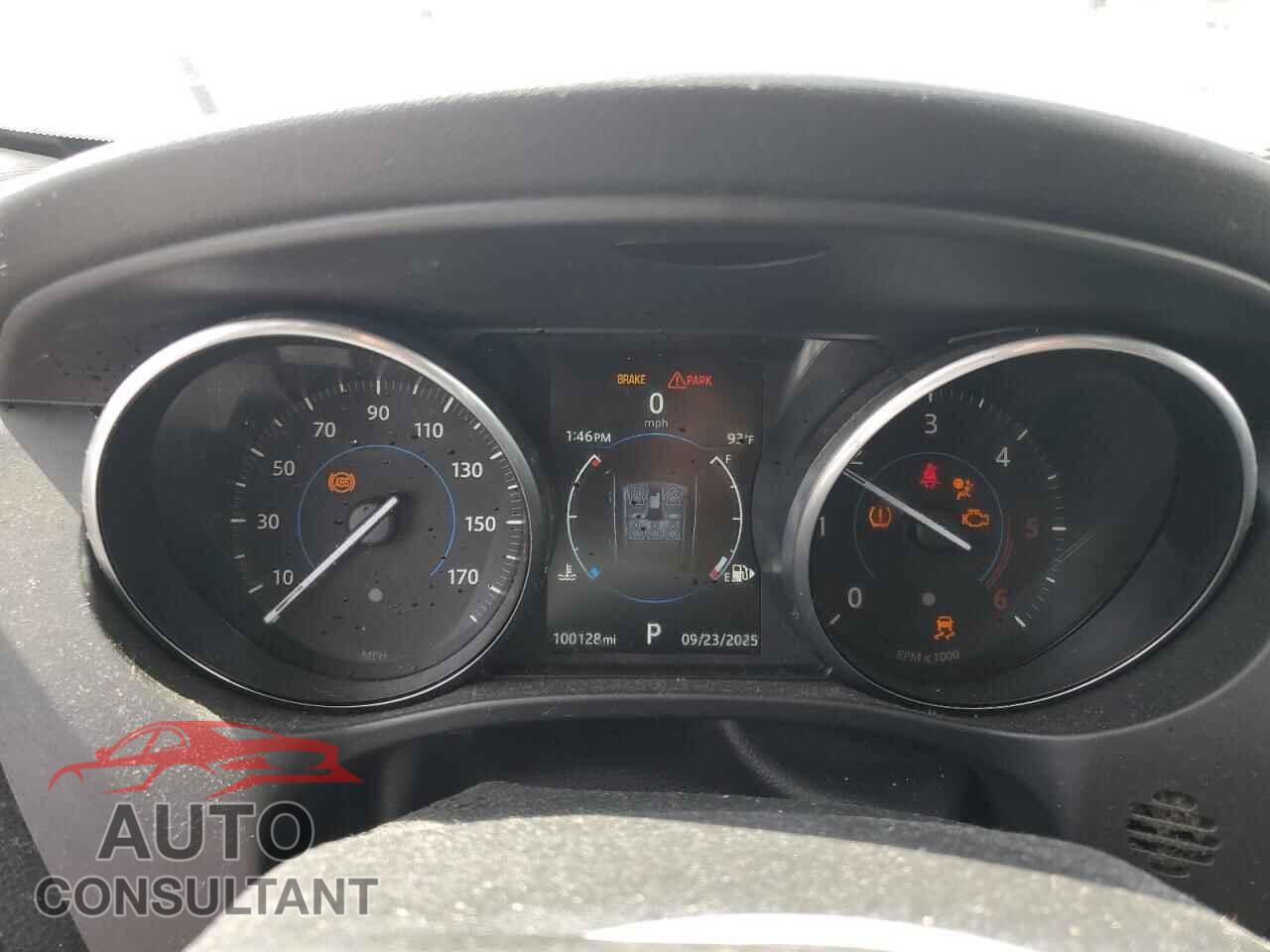 JAGUAR F-PACE 2017 - SADCK2BN0HA087985