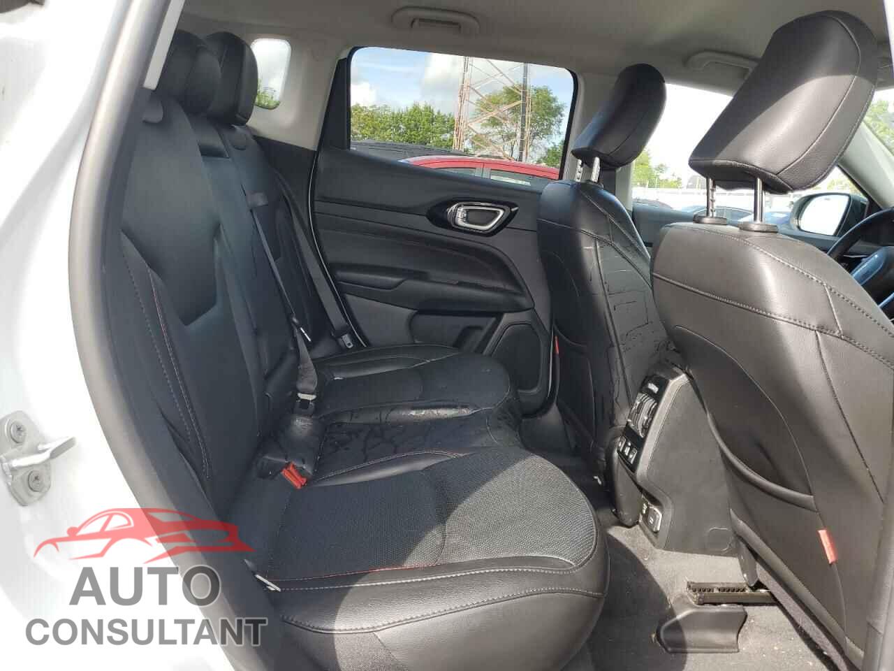 JEEP COMPASS 2022 - 3C4NJDDB1NT234003