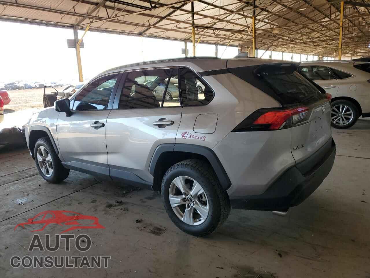 TOYOTA RAV4 2021 - 2T3W1RFVXMC141904