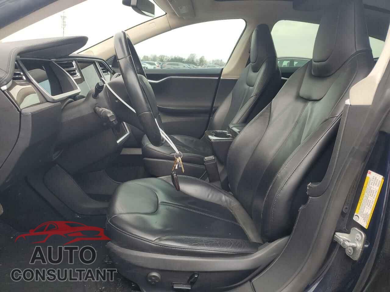 TESLA MODEL S 2013 - 5YJSA1DN3DFP10647