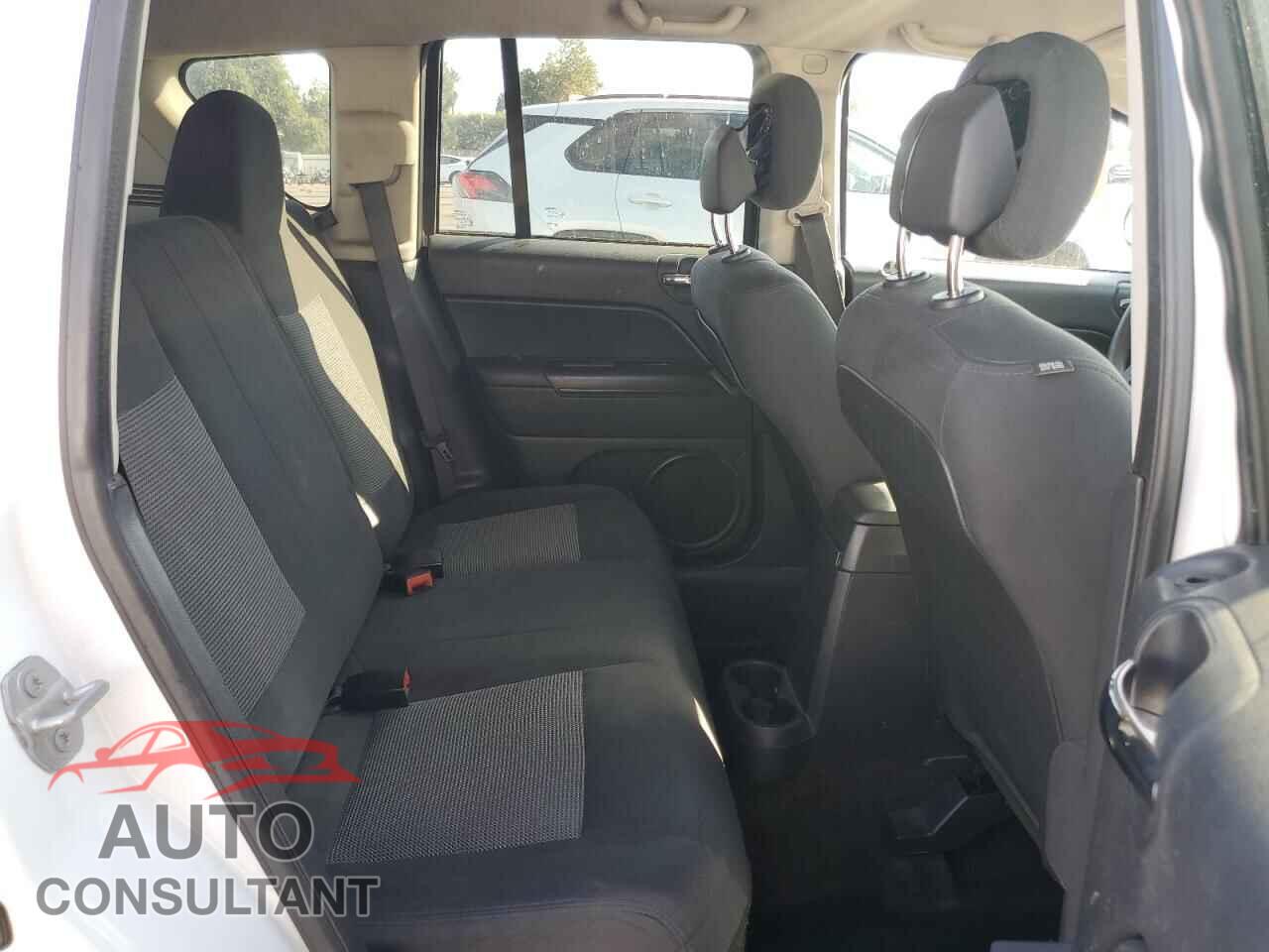 JEEP COMPASS 2015 - 1C4NJCBA5FD334164