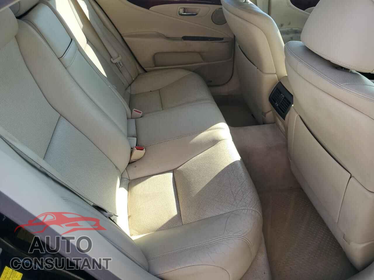 LEXUS LS460 2011 - JTHCL5EF2B5010922