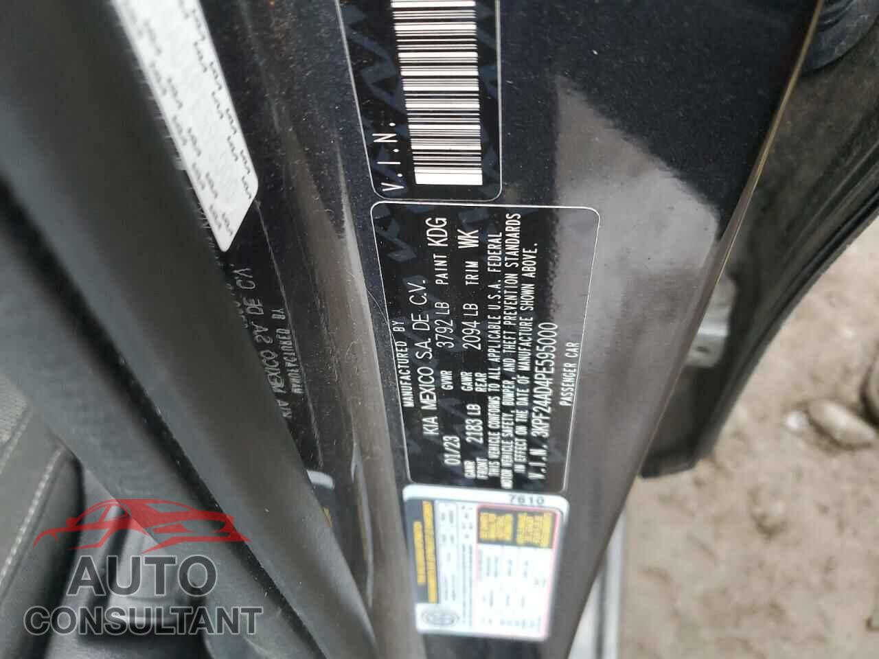 KIA FORTE 2023 - 3KPF24AD4PE595000