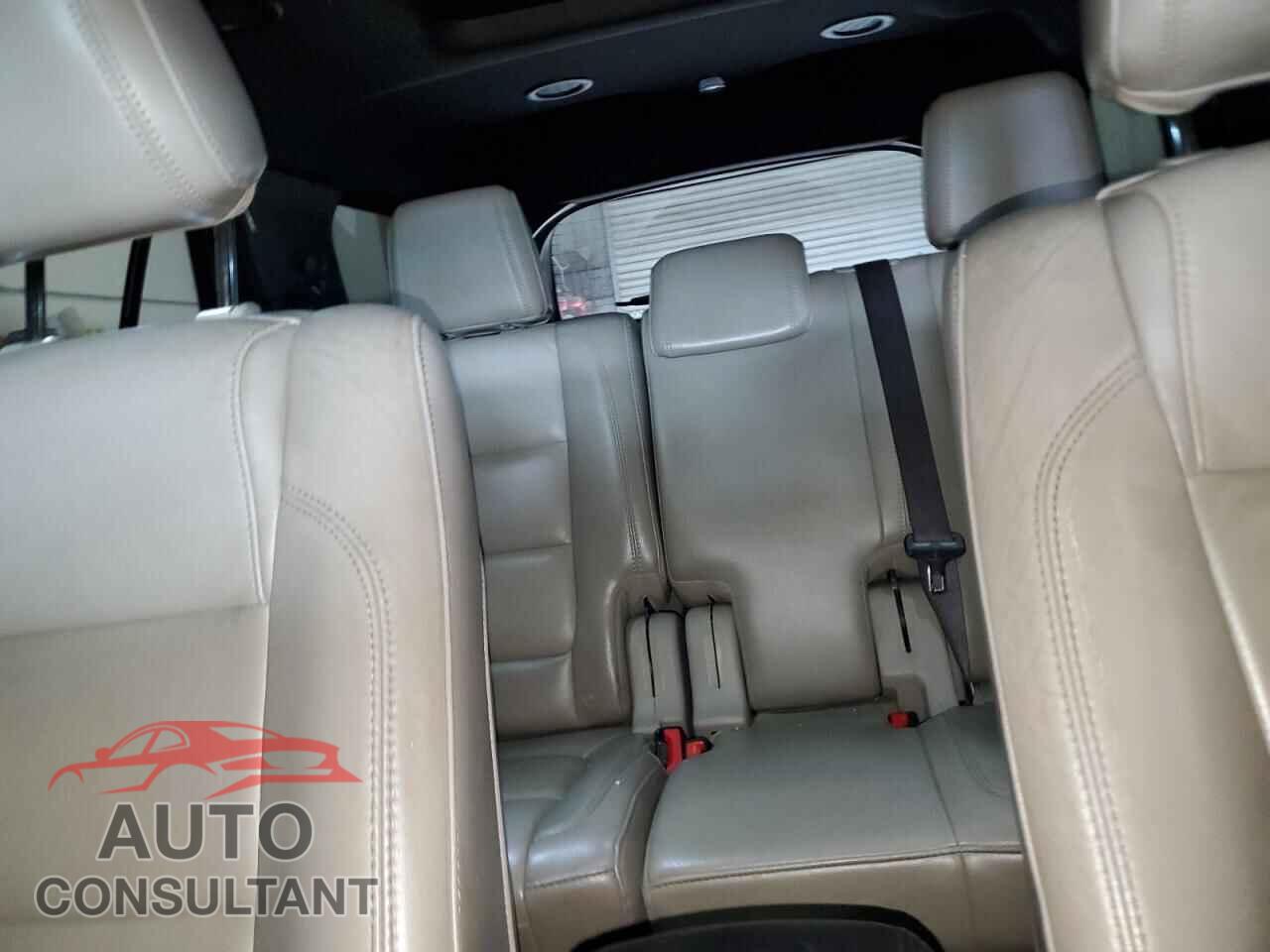 FORD EXPLORER 2011 - 1FMHK7D82BGA59059
