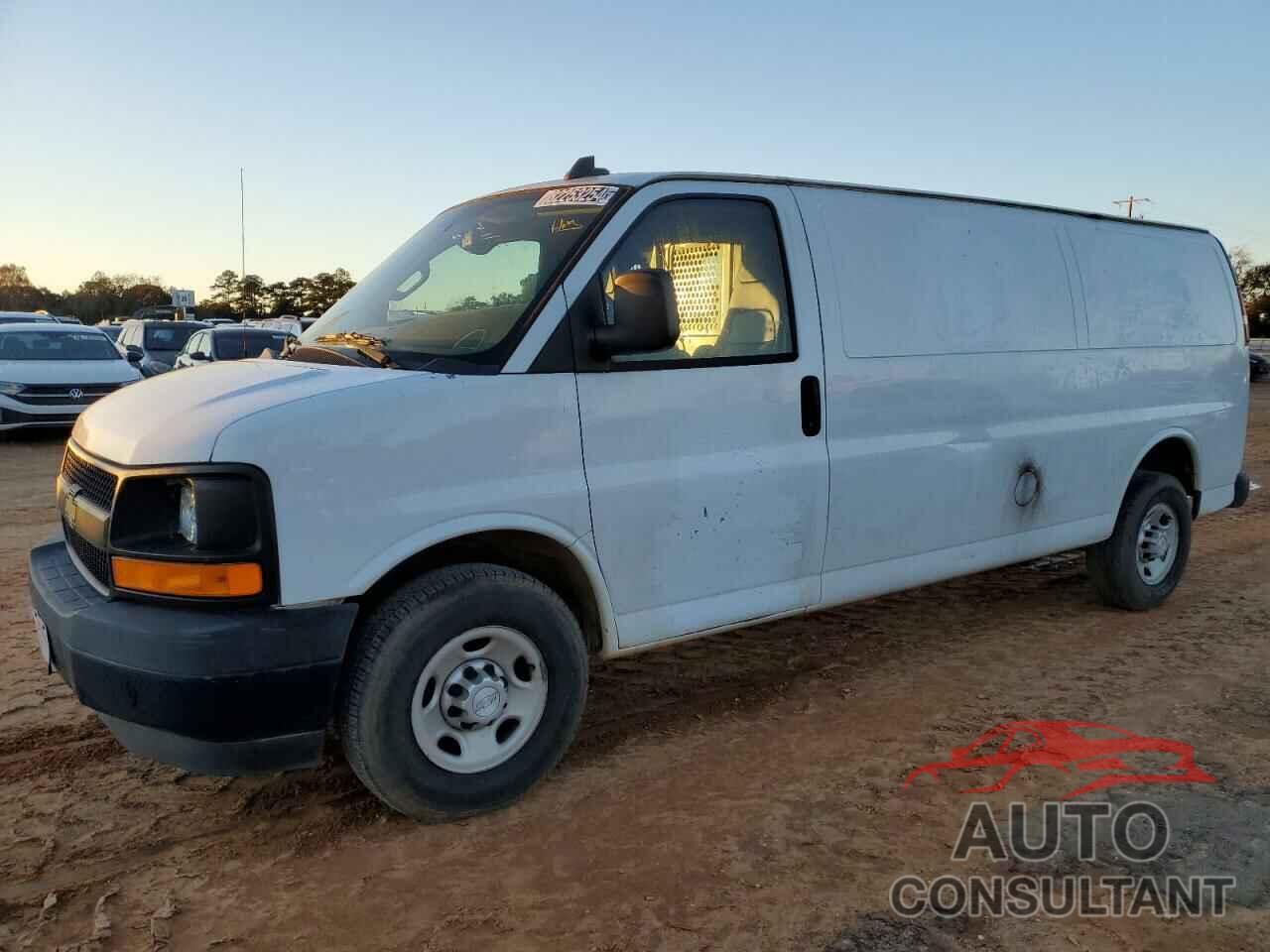 CHEVROLET EXPRESS 2017 - 1GCWGBFG9H1338685