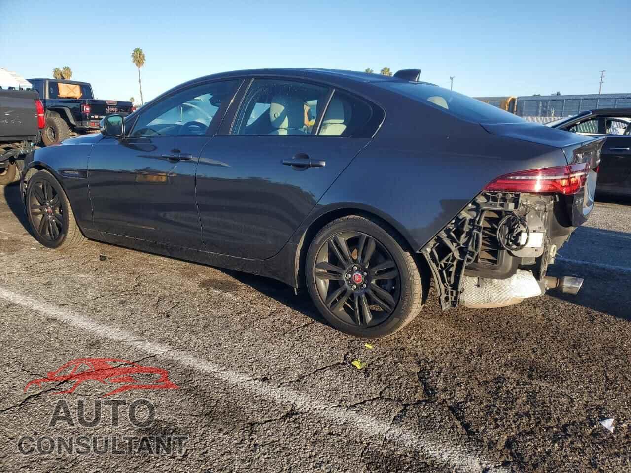 JAGUAR XE 2020 - SAJAE4FX1LCP58015