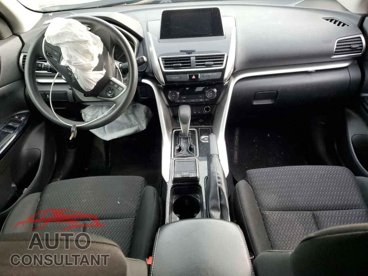 MITSUBISHI ECLIPSE 2019 - JA4AT4AA8KZ024081