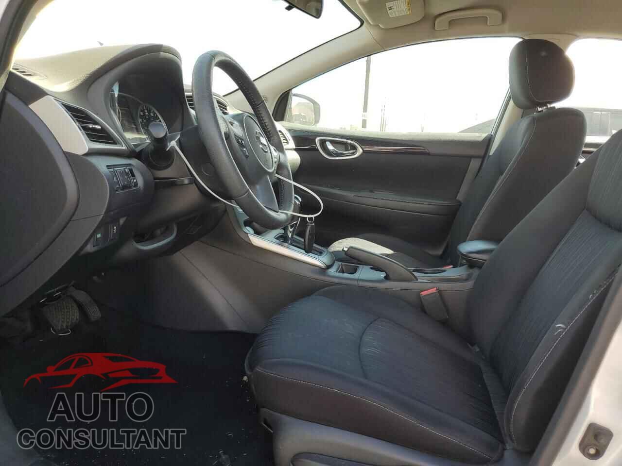 NISSAN SENTRA 2019 - 3N1AB7AP3KL604928