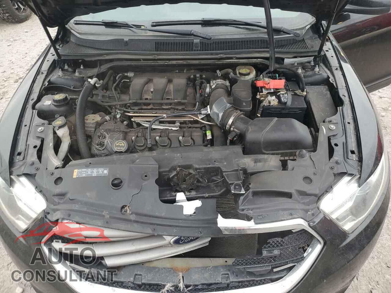 FORD TAURUS 2015 - 1FAHP2E82FG208945