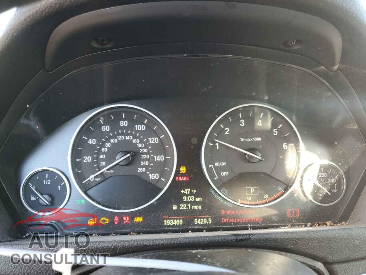 BMW 3 SERIES 2014 - WBA3C1C53EK106145