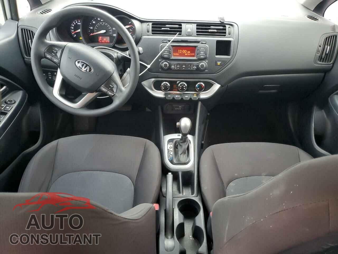 KIA RIO 2015 - KNADM4A39F6520268