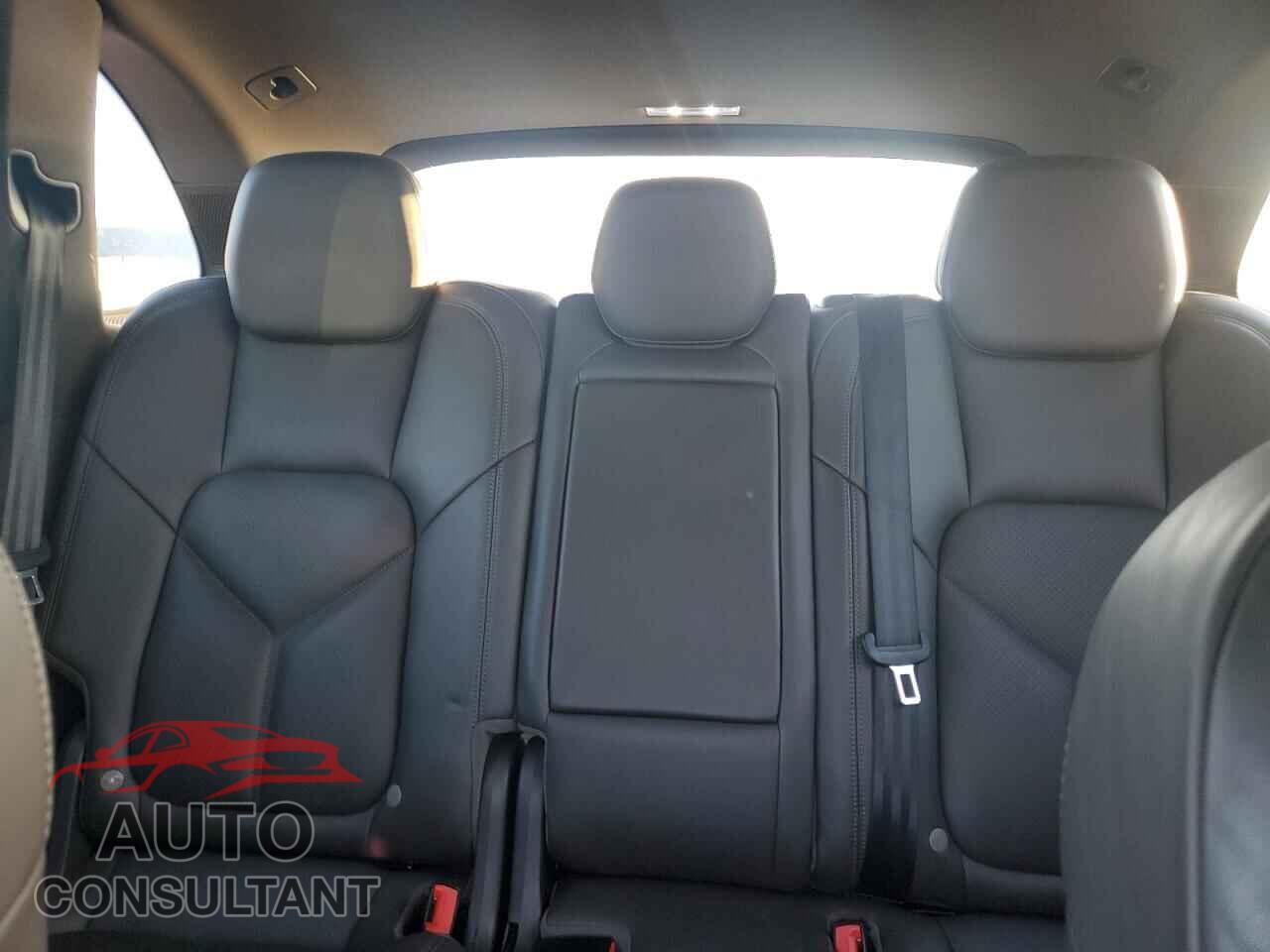 PORSCHE CAYENNE 2016 - WP1AE2A27GLA62164