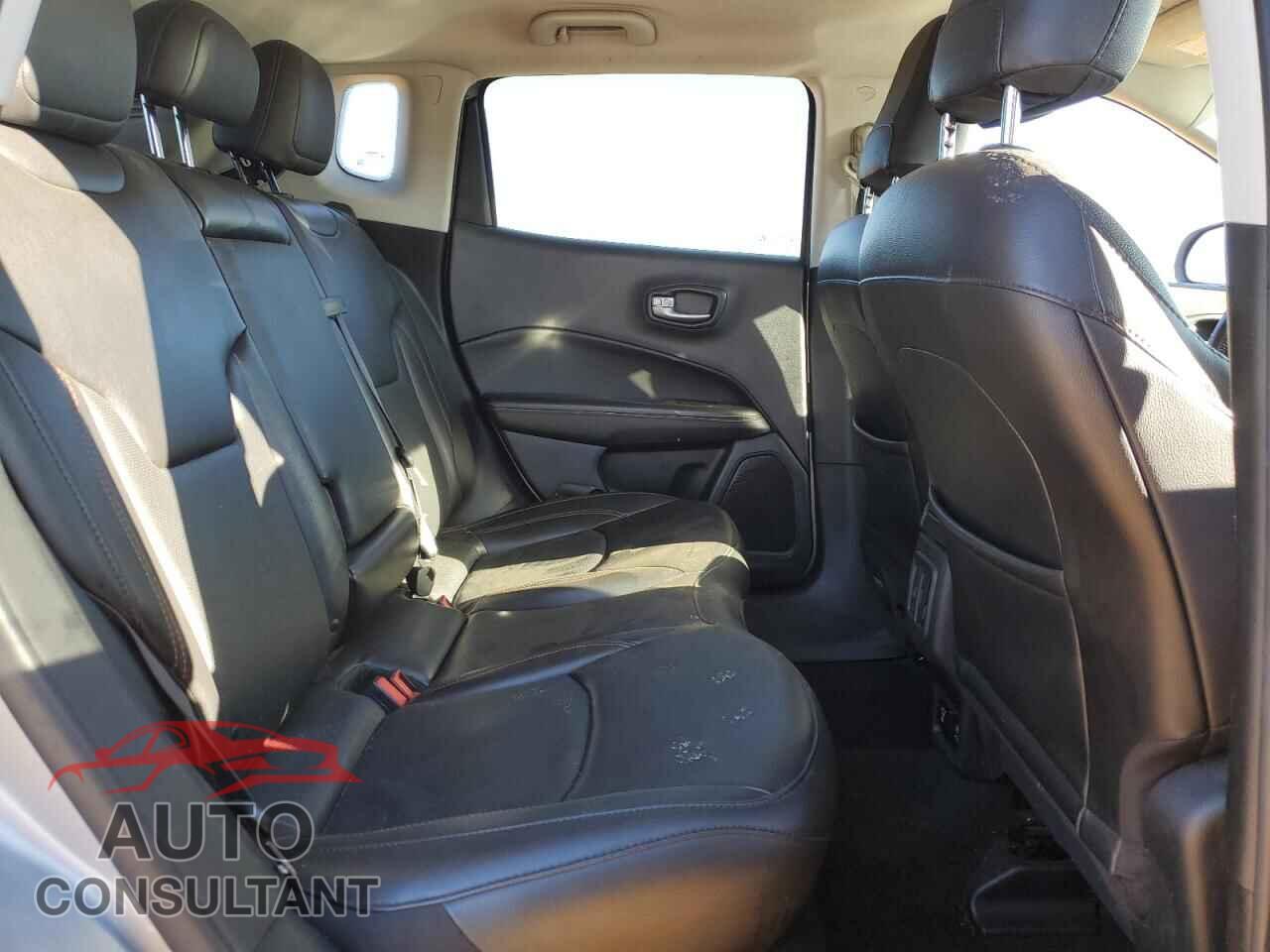 JEEP COMPASS 2020 - 3C4NJDCB2LT196053