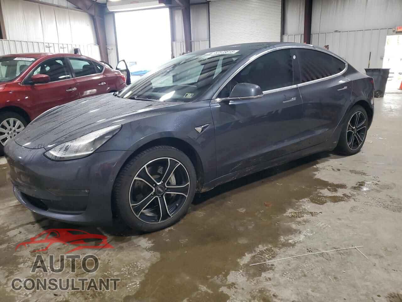 TESLA MODEL 3 2018 - 5YJ3E1EB4JF087354