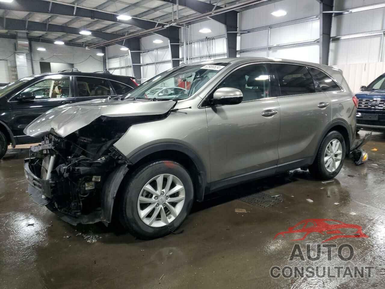 KIA SORENTO 2017 - 5XYPG4A33HG210799