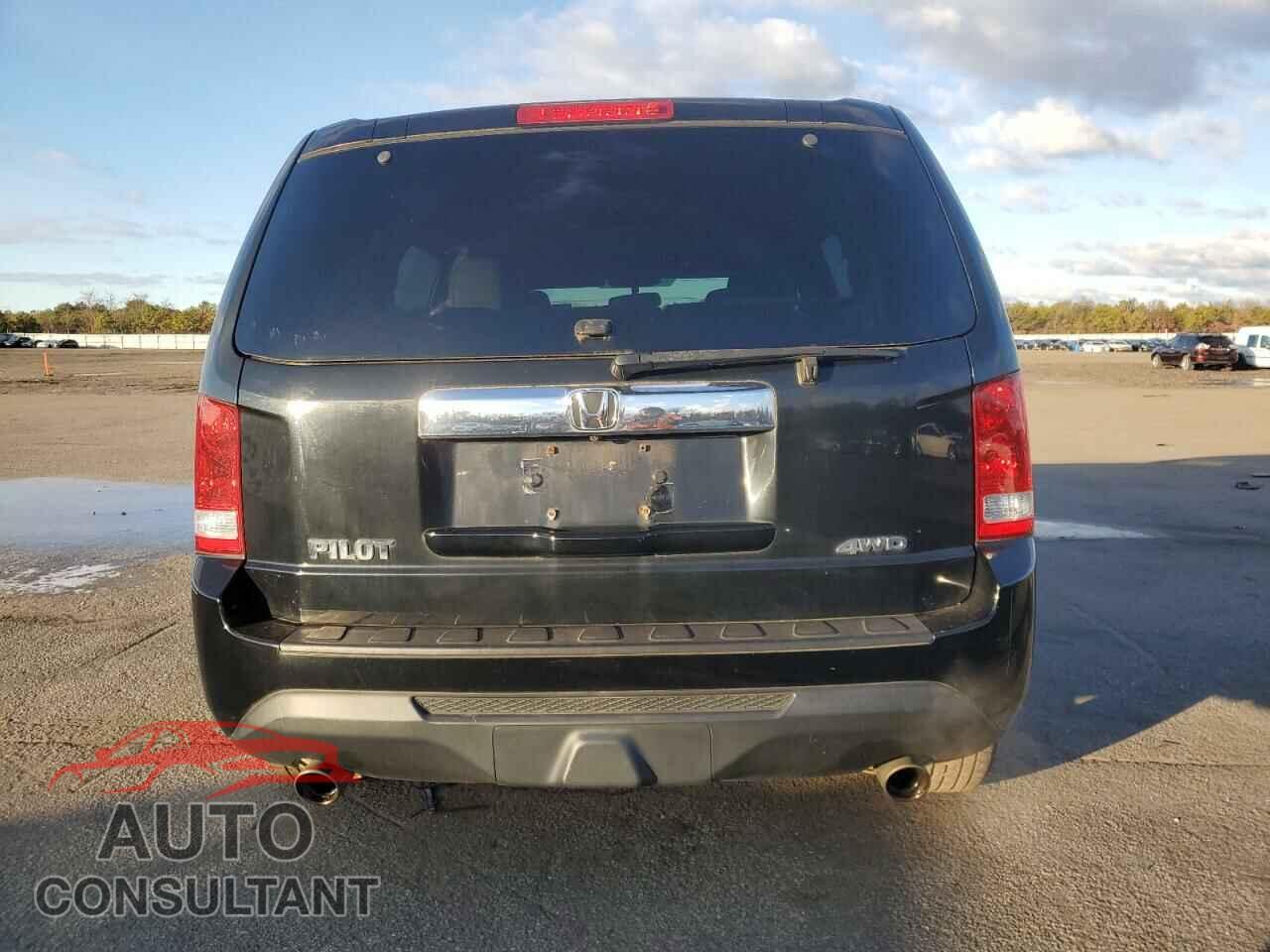 HONDA PILOT 2013 - 5FNYF4H55DB086261