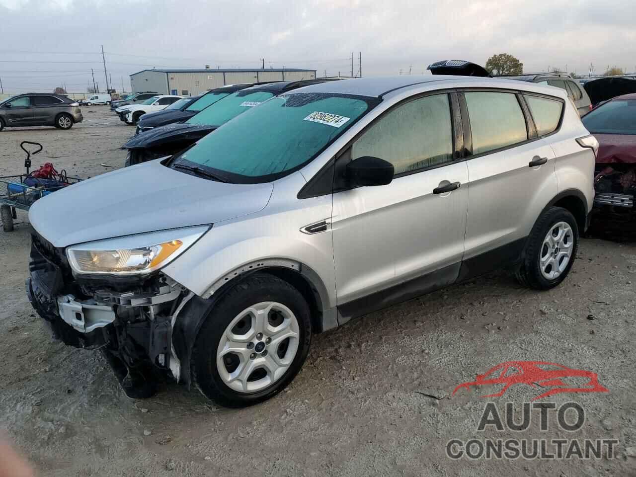 FORD ESCAPE 2017 - 1FMCU0F72HUB29878