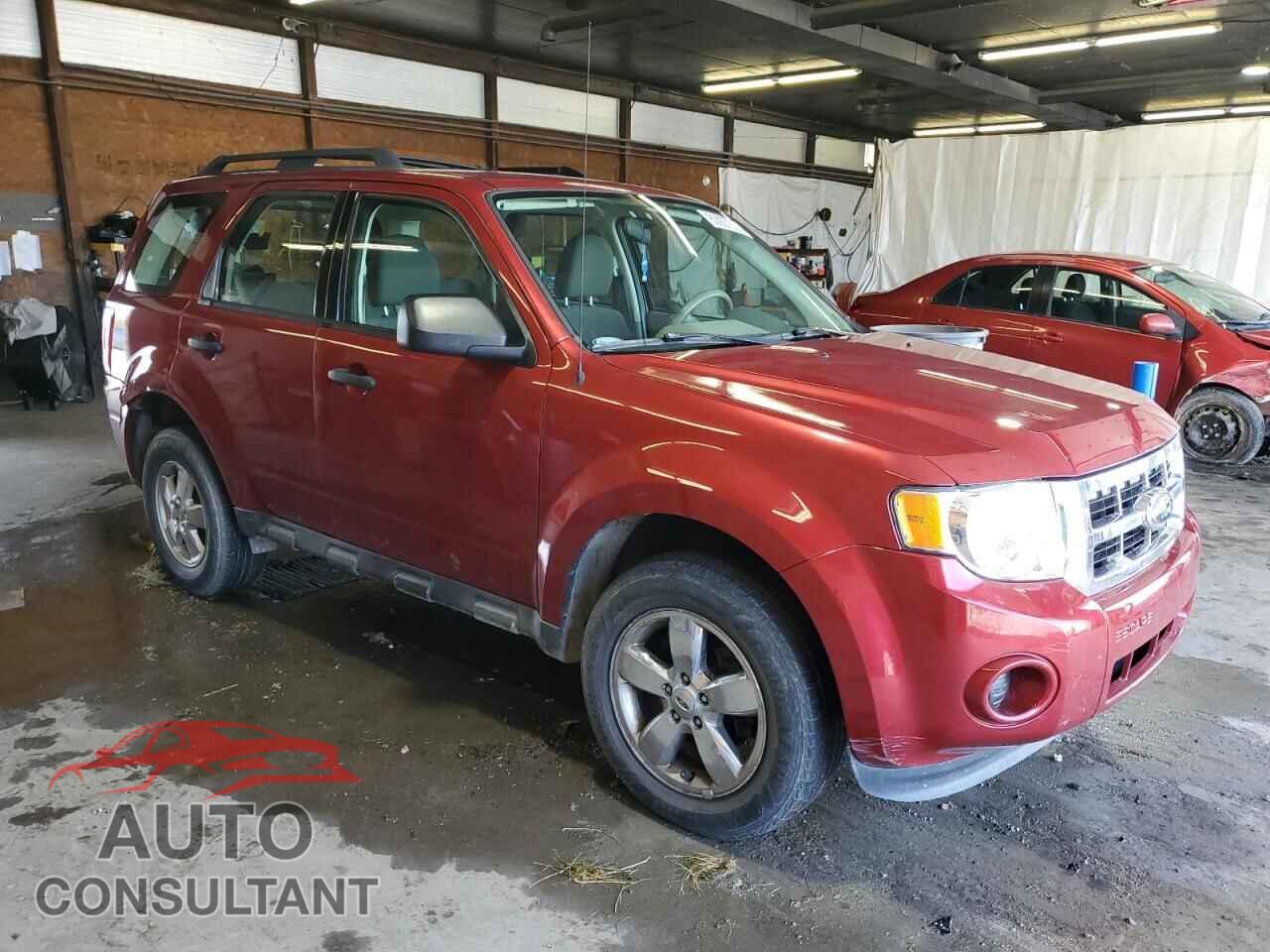 FORD ESCAPE 2009 - 1FMCU02769KB63342