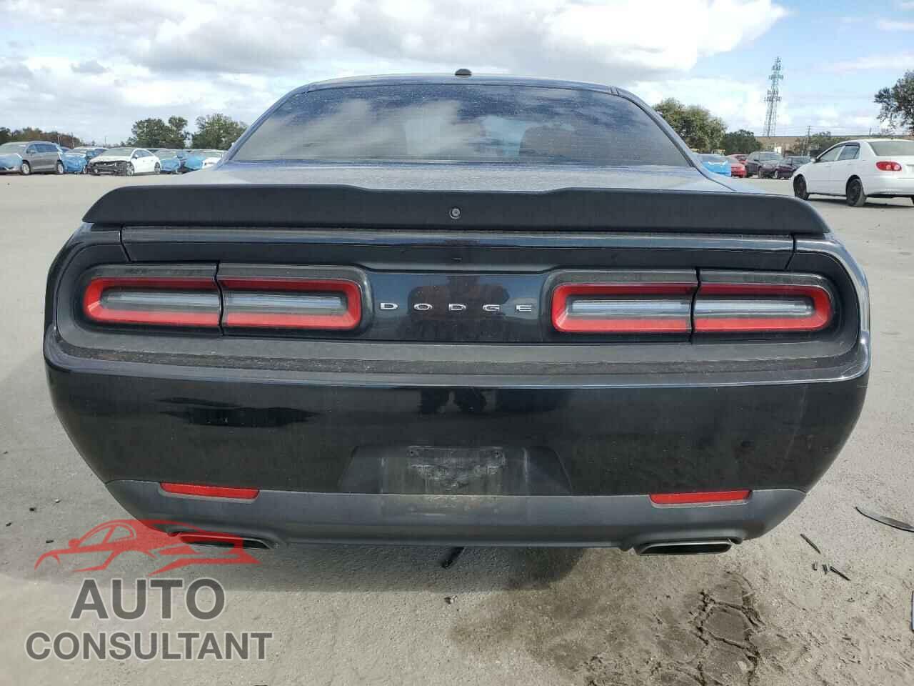 DODGE CHALLENGER 2018 - 2C3CDZBT0JH112067