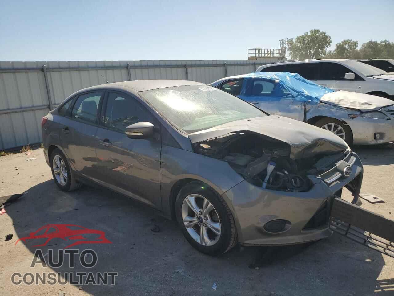 FORD FOCUS 2014 - 1FADP3F28EL332903