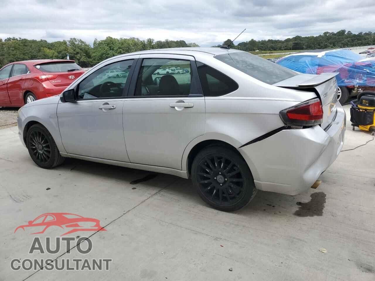 FORD FOCUS 2011 - 1FAHP3GN5BW174072