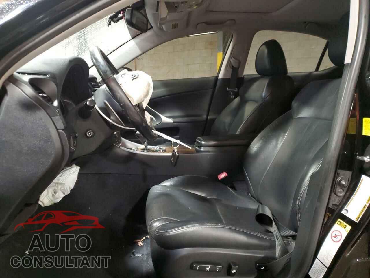 LEXUS IS 2010 - JTHCF5C22A5044347