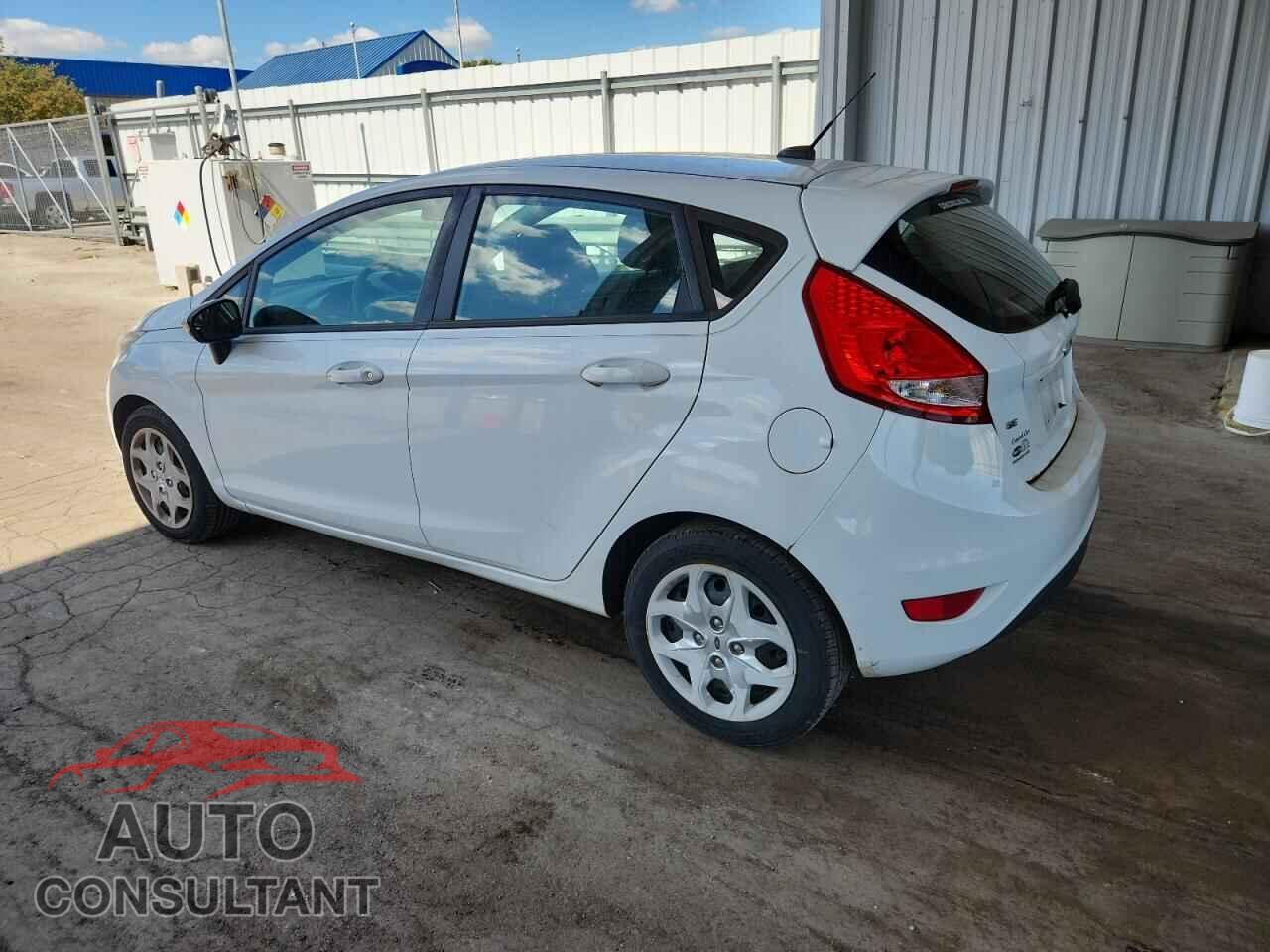 FORD FIESTA 2013 - 3FADP4EJ2DM186901