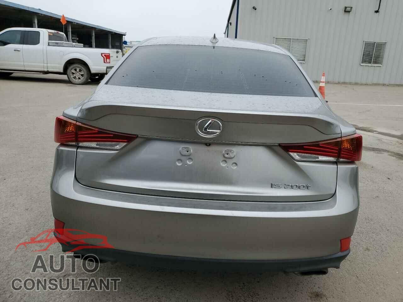 LEXUS IS 2017 - JTHBA1D20H5051762