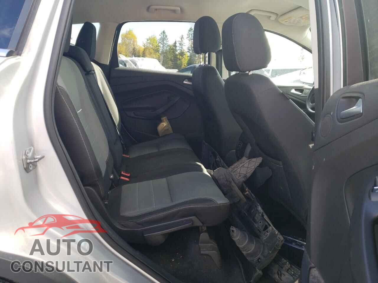 FORD ESCAPE 2015 - 1FMCU9G97FUC83505