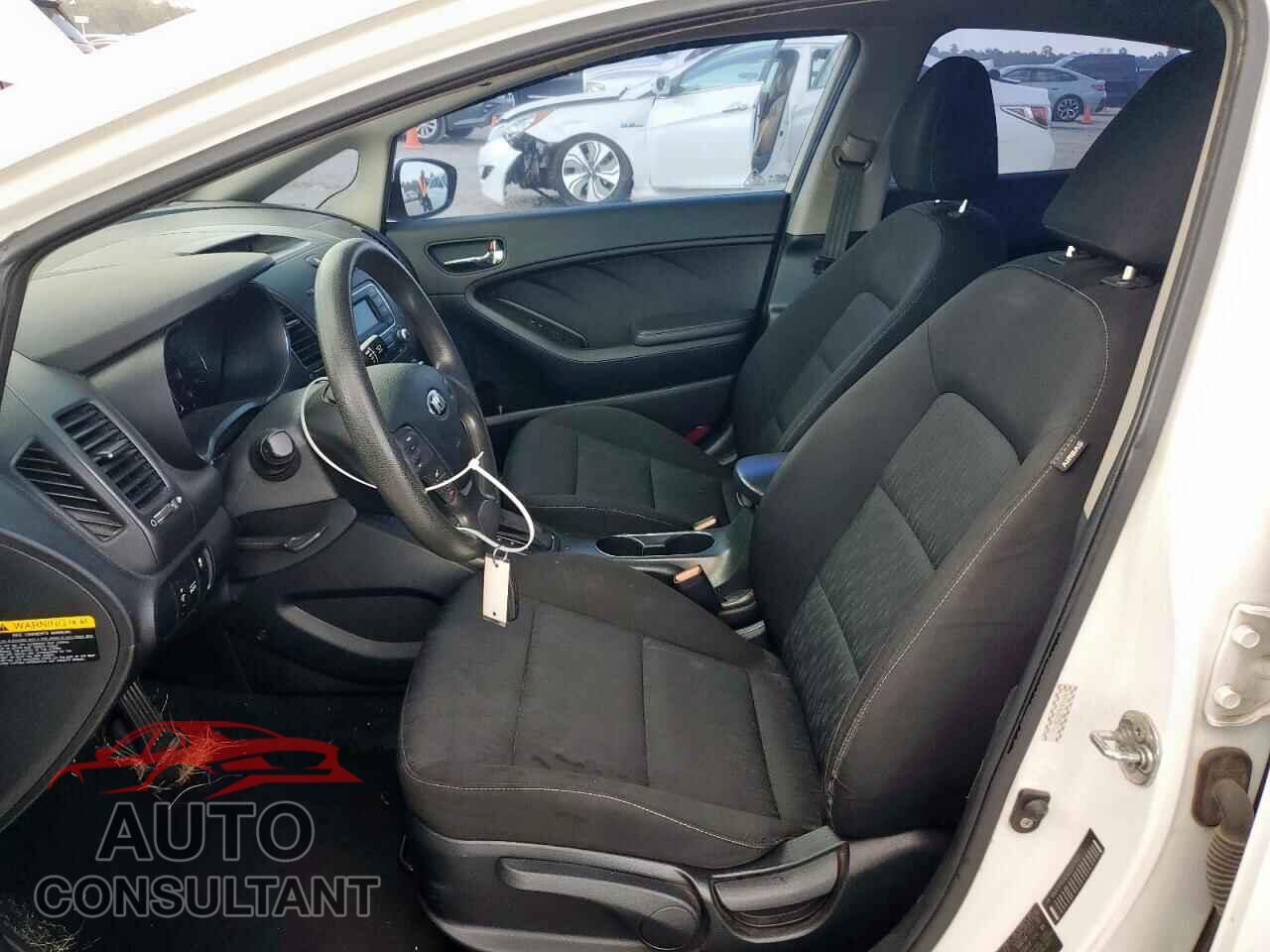 KIA FORTE 2016 - KNAFK4A63G5507662