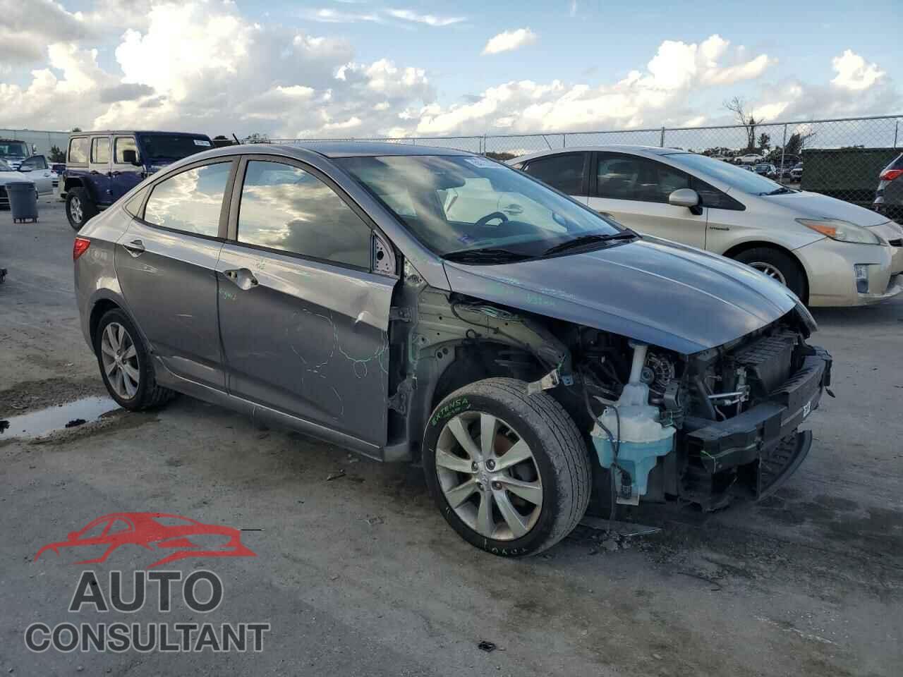 HYUNDAI ACCENT 2014 - KMHCU4AE2EU719121