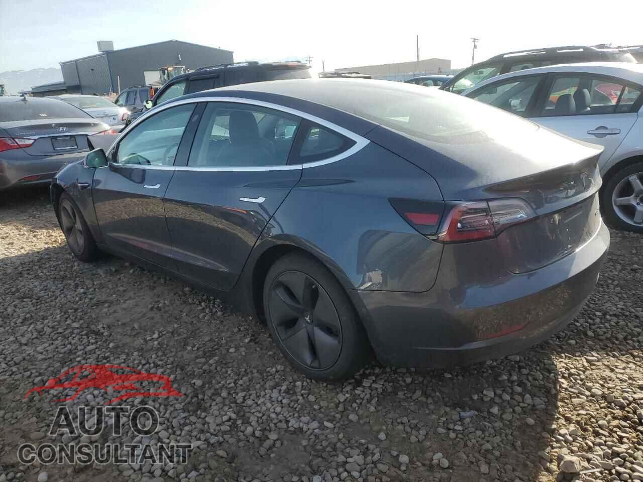 TESLA MODEL 3 2018 - 5YJ3E1EB3JF183279