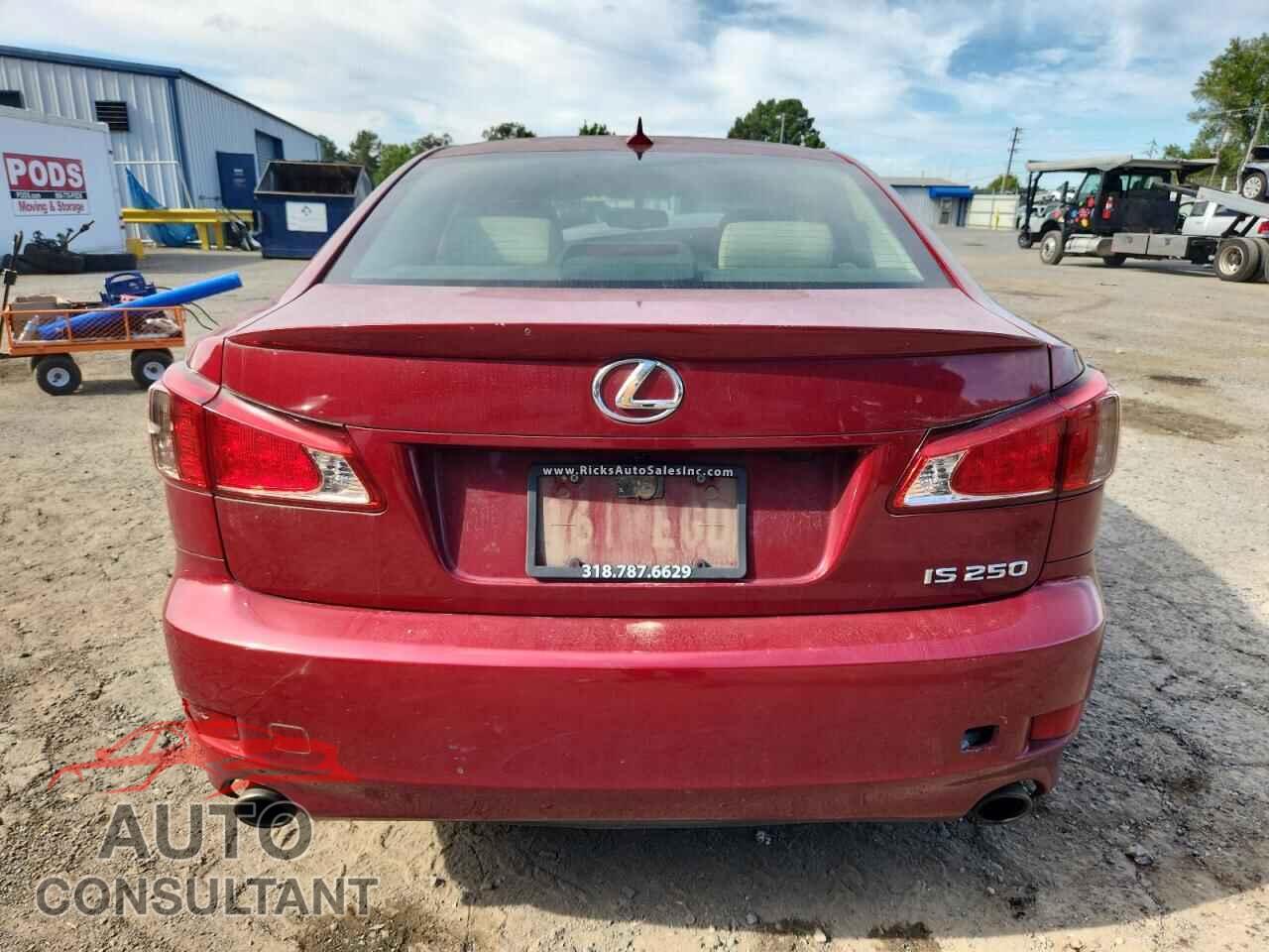 LEXUS IS 2011 - JTHBF5C22B5151671