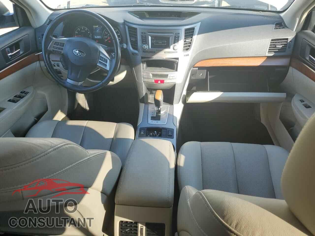 SUBARU OUTBACK 2014 - 4S4BRBLC5E3281150
